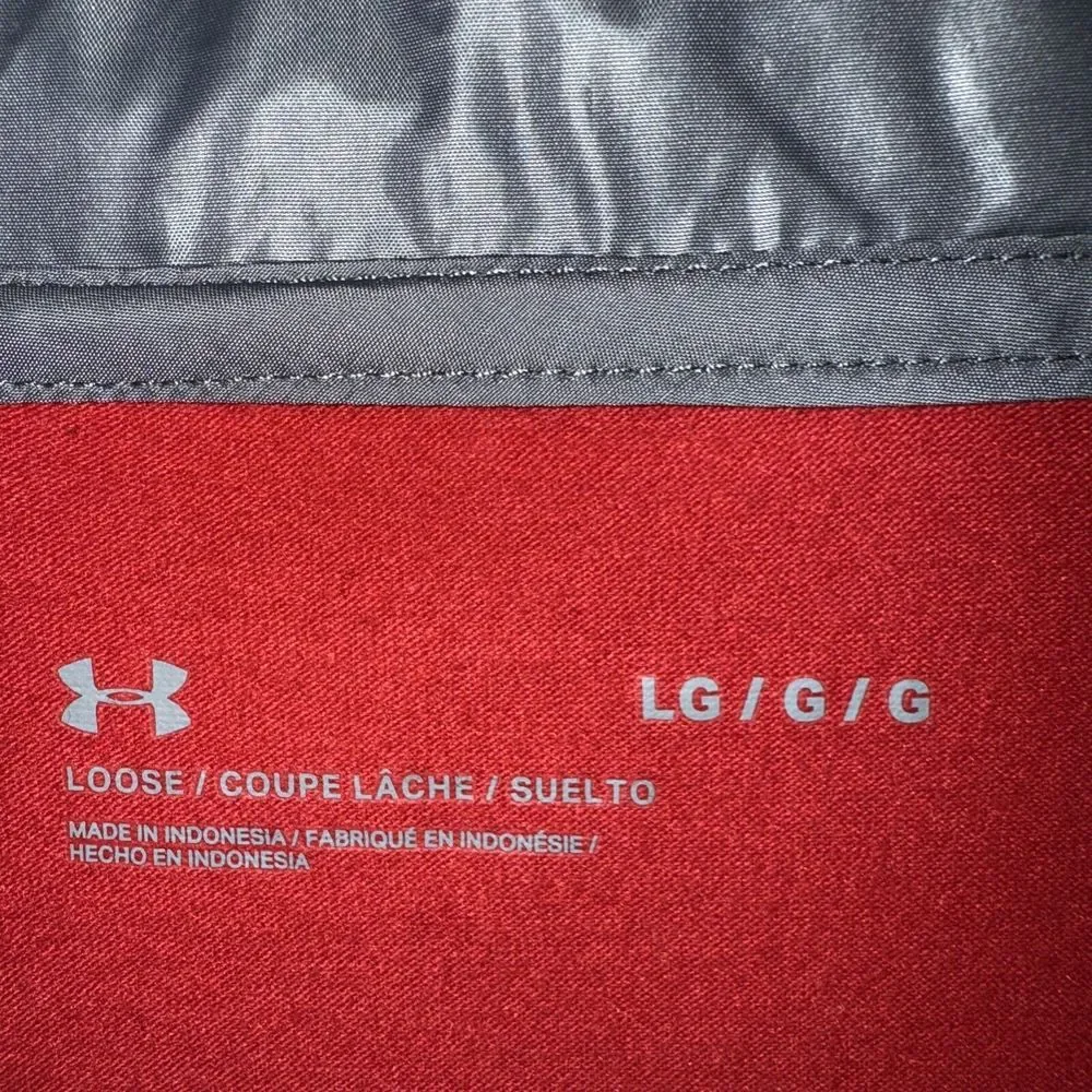Under Armour Light Windbreaker, 1/4 Zip, Long Sleeve, Althetic Mens‎ Large, Red